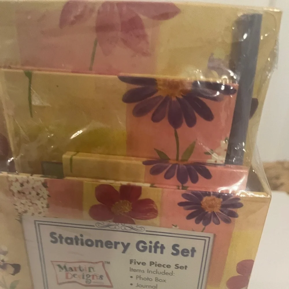 Floral Stationery Gift Set for Teachers New Unused Journal Notes Desk Set